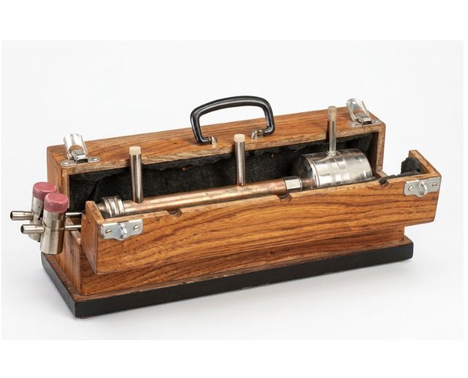 Searle's Apparatus for Thermal Conductivity of Copper