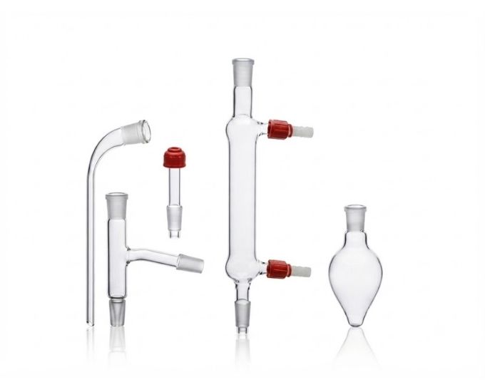 Organic Chemistry Glassware Set for Laboratory Use