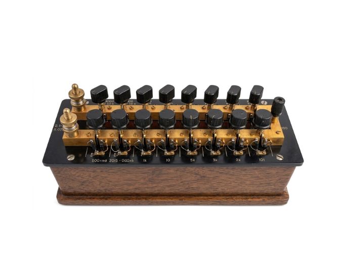 Plug Key Type Laboratory Resistance Box - Product Image