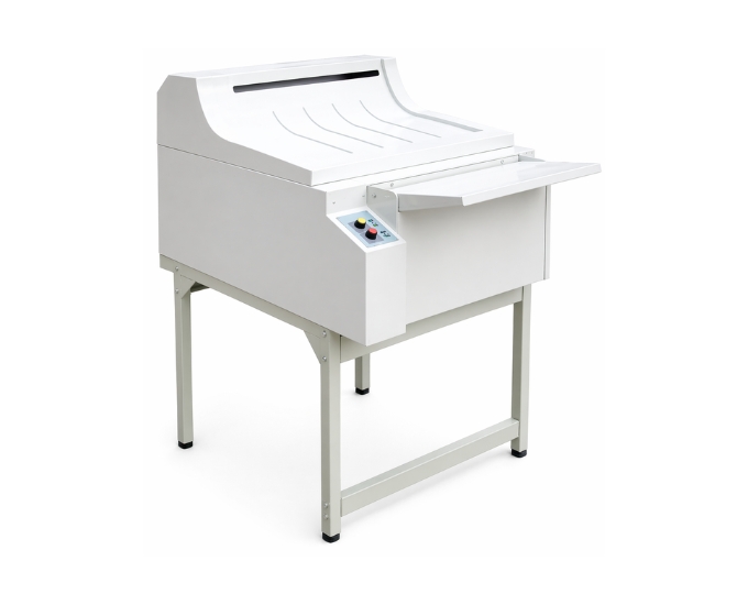 Automatic X-Ray Film Processor for Fast Medical Imaging Development